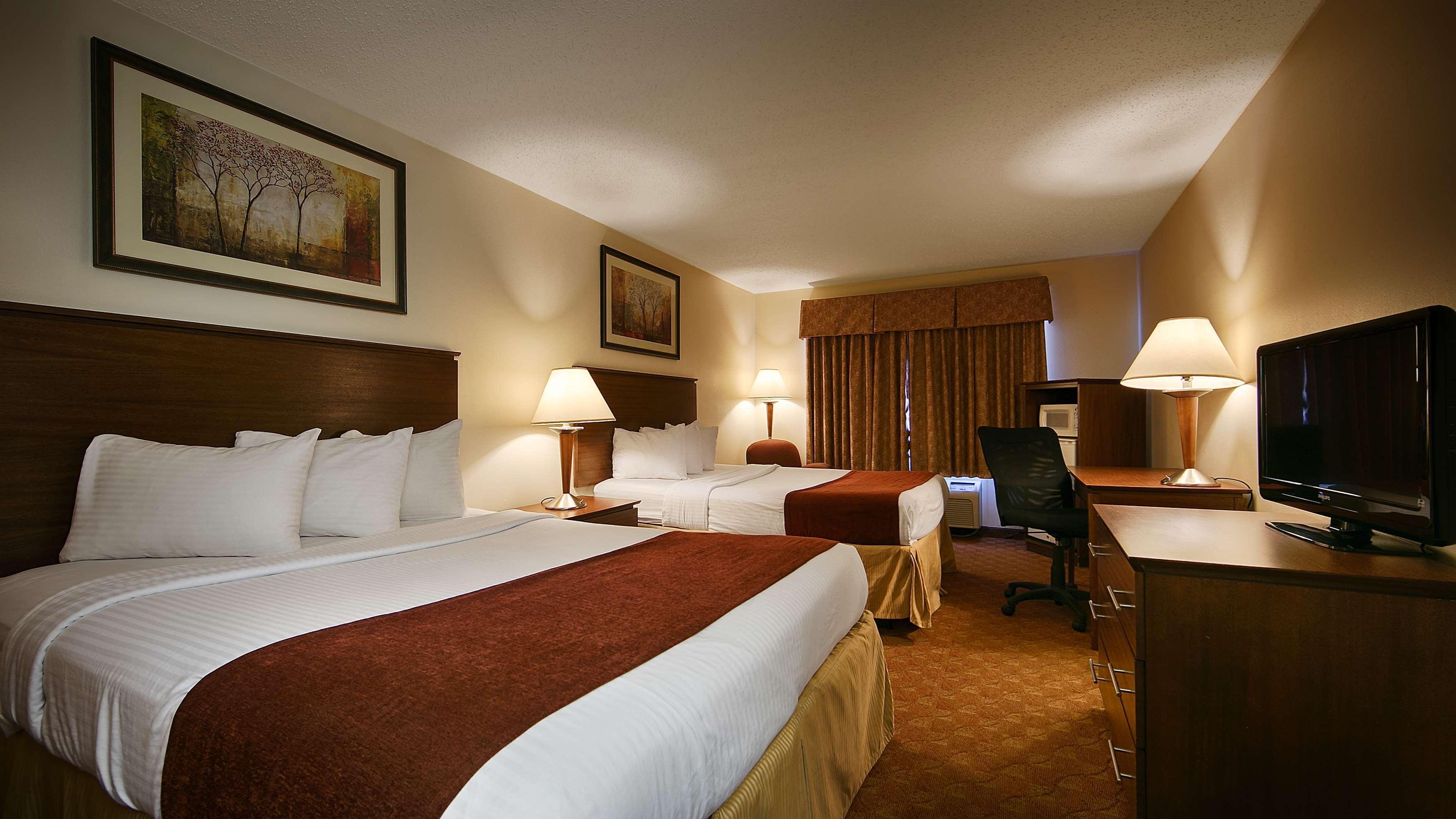 Western Lakewood Hotel 3*