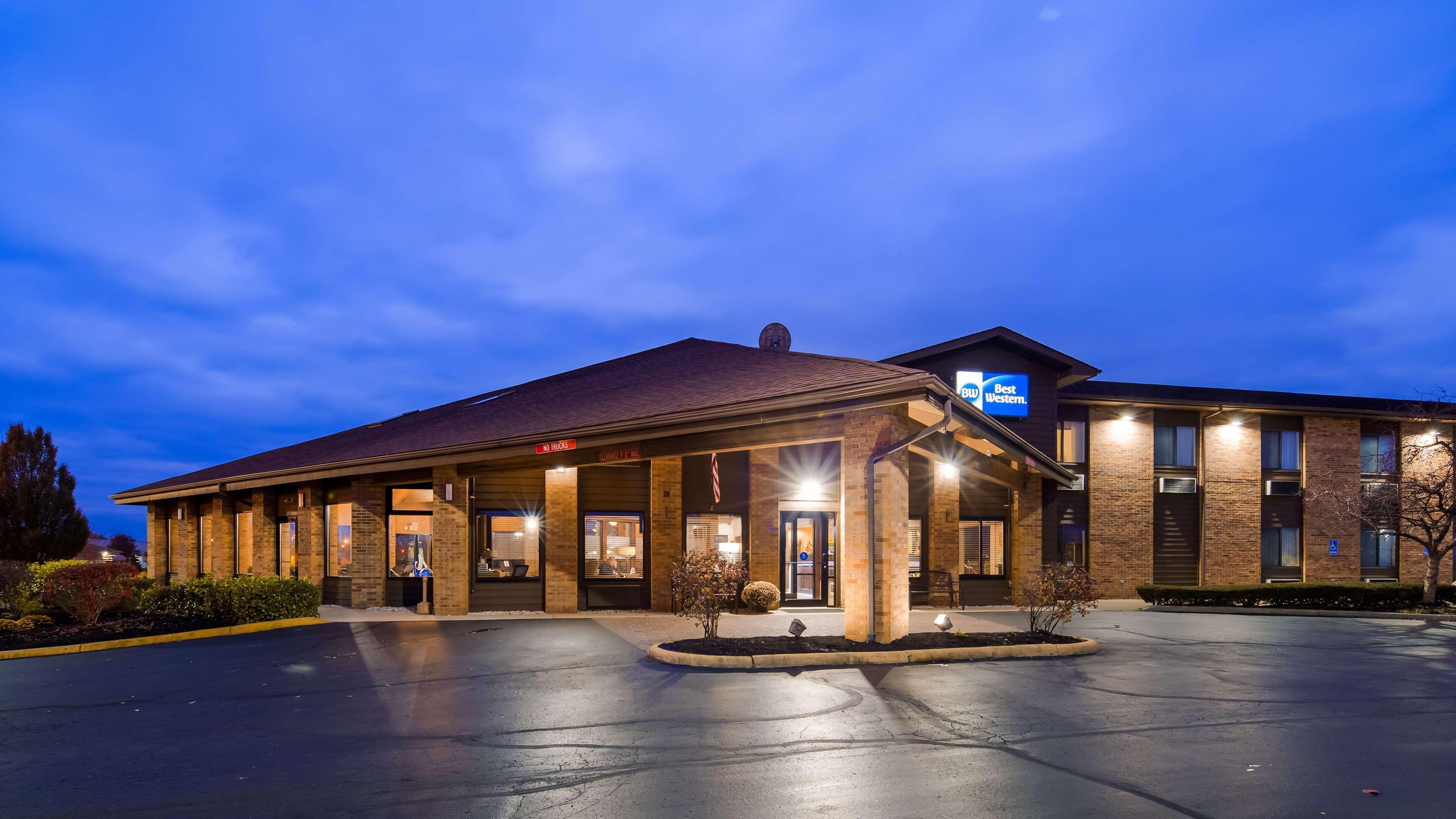 Hotel Western Lakewood 3*
