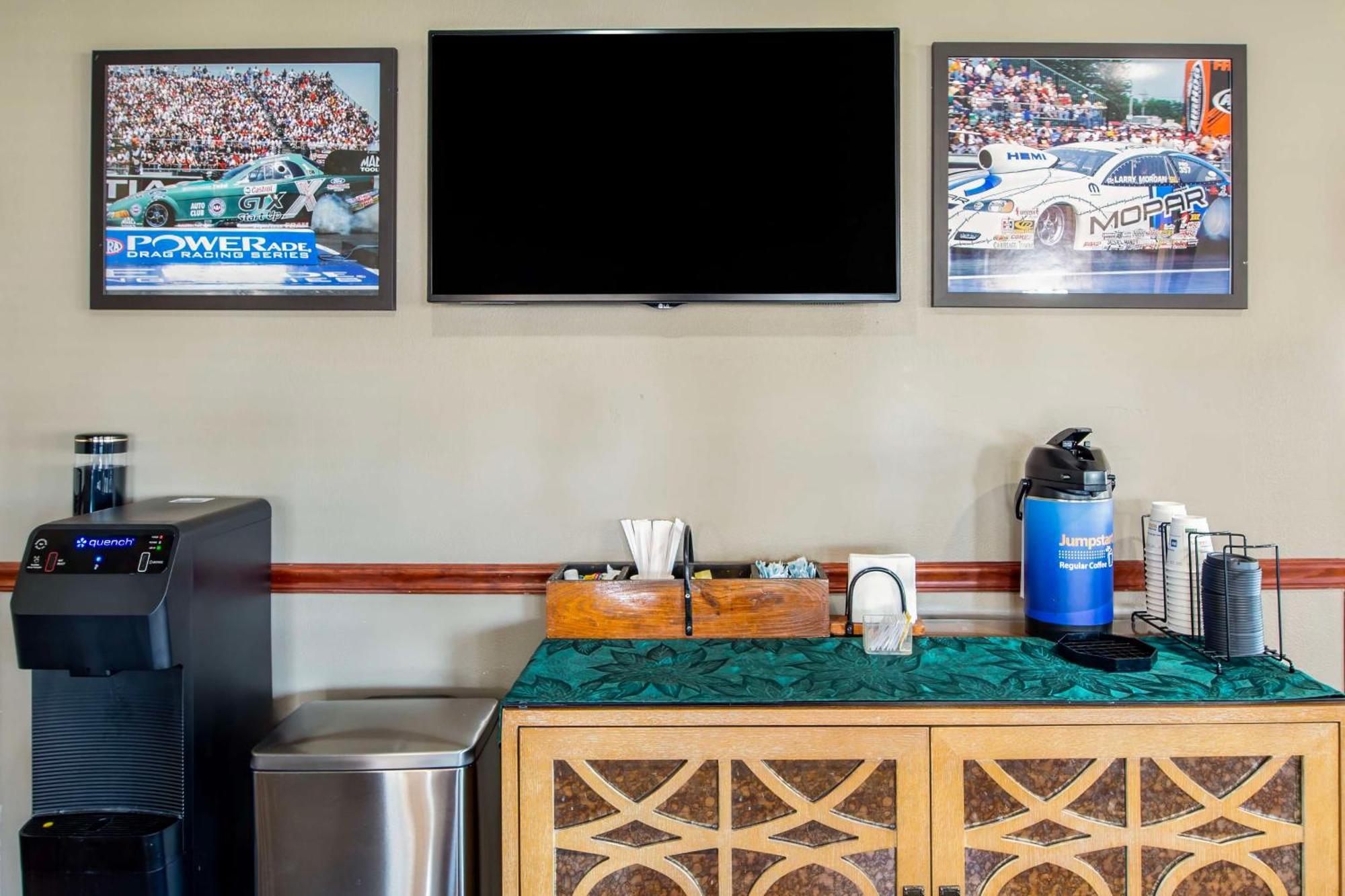 Hotel Western Lakewood Hebron