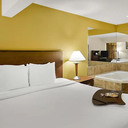 Best Western Lakewood Inn Hebron Exterior foto