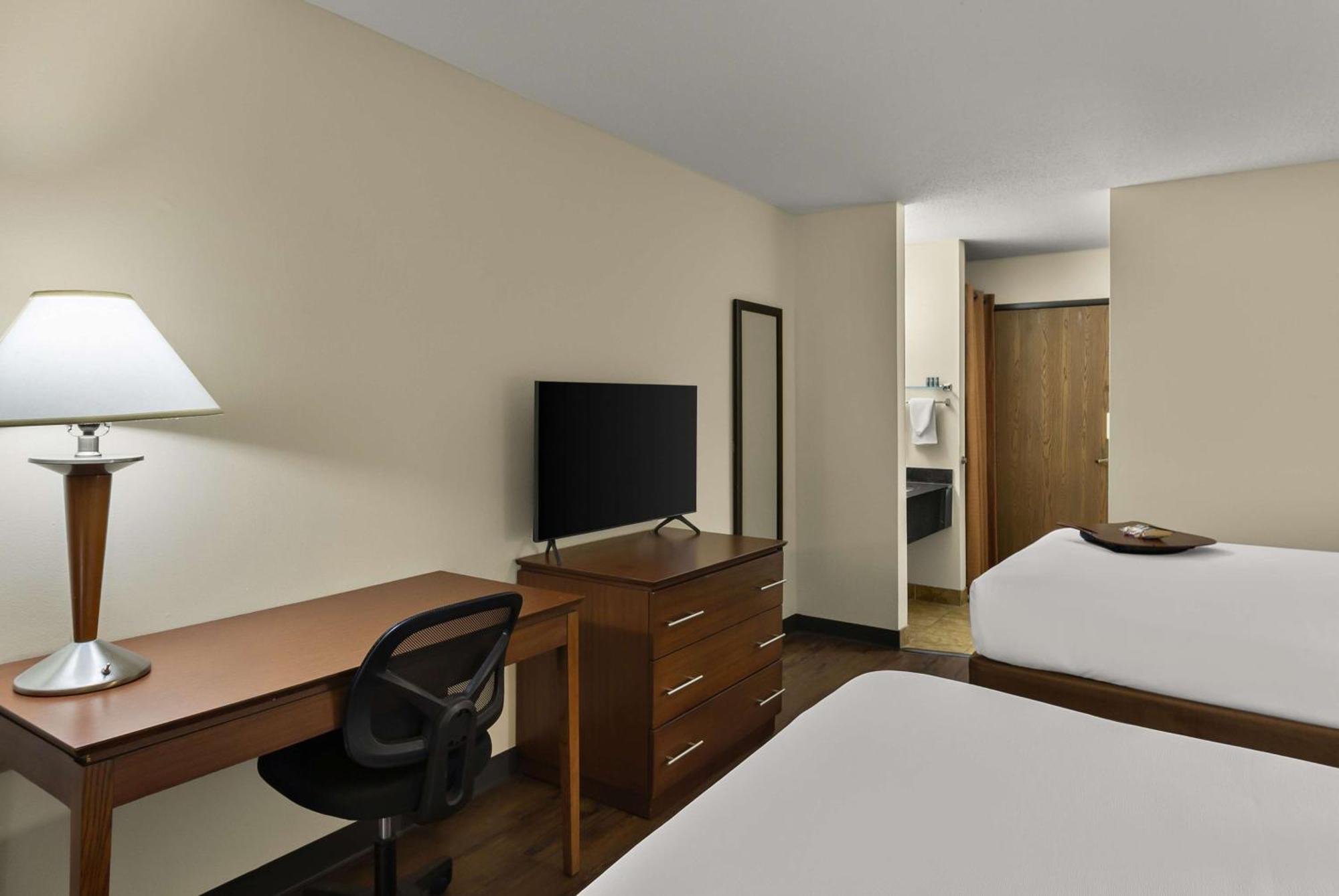 Best Western Lakewood Hotel Hebron